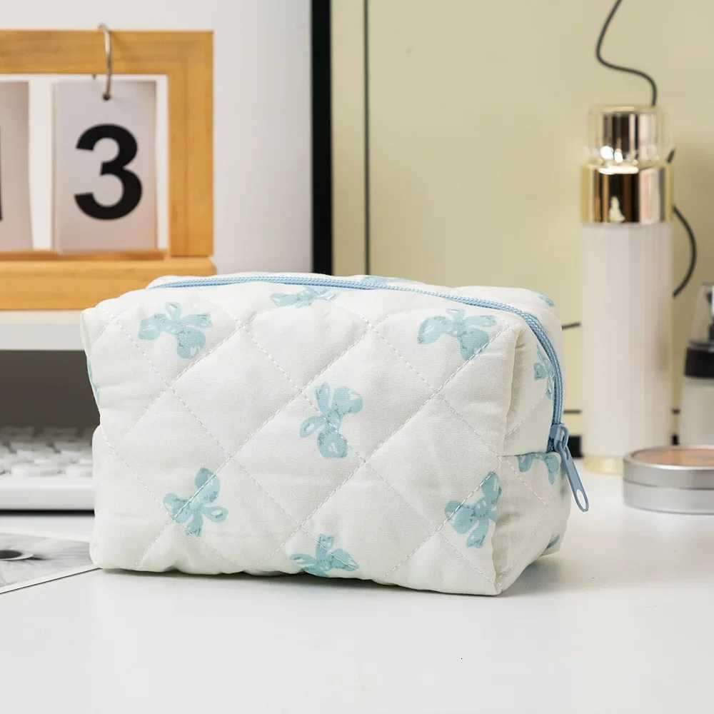 Fashion Bow Floral Makeup Bag Large Capacity Portable Cosmetic Storage Bag Cotton Makeup Wash Bag Cosmetic Organizer PouchXJ250910