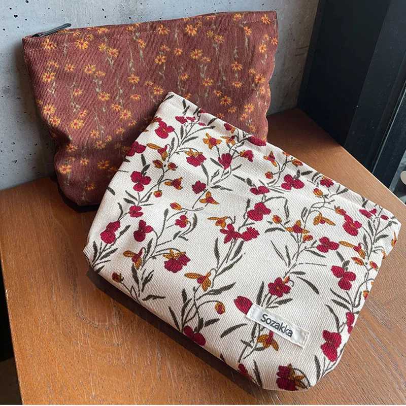 Makeup Bag for Women Portable Corduroy Vintage Flower Travel Wash Mobile Phone Storage Bag Girl Make Up Case PouchXJ250910