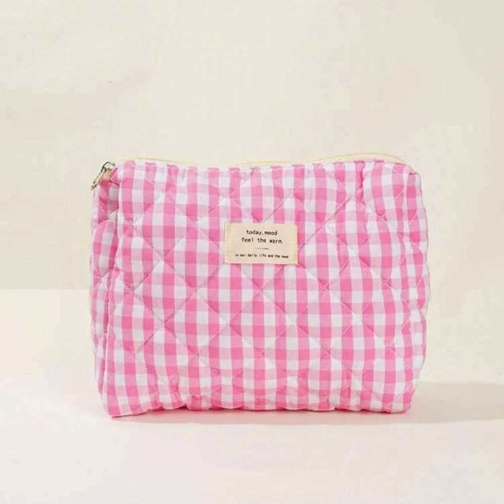 1pc Checkered Cosmetic Bag Large Travel Multicolored Plaid Makeup Storage Toiletry Bag Girls Cosmetic Bag Sanitary Cotton BagXJ250910