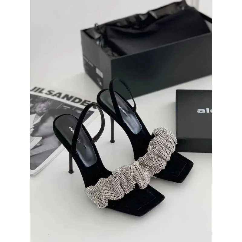 New Summer Fashion Design High Heels Womens Shoes Square Toe 7 Cm Non Slip Rhinestone Pumps Bling Women Sandals Zapatos Mujer W250910
