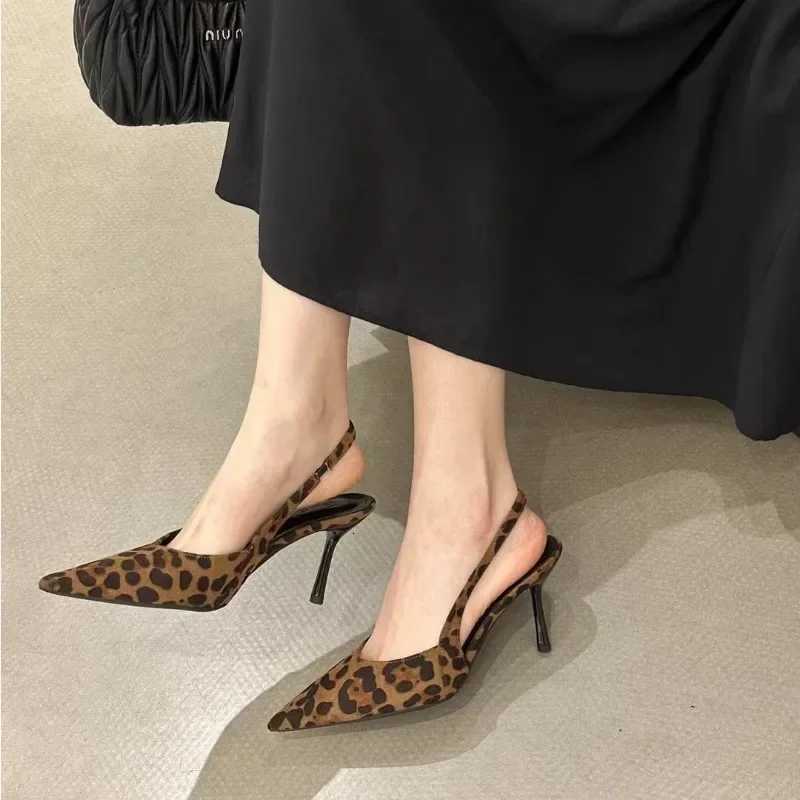 2025 Summer Ladies Shoes Slipon Womens High Heels Sexy Leopard Print Office Career New Dress Party Pumps Pointed Toe Sandals W250910