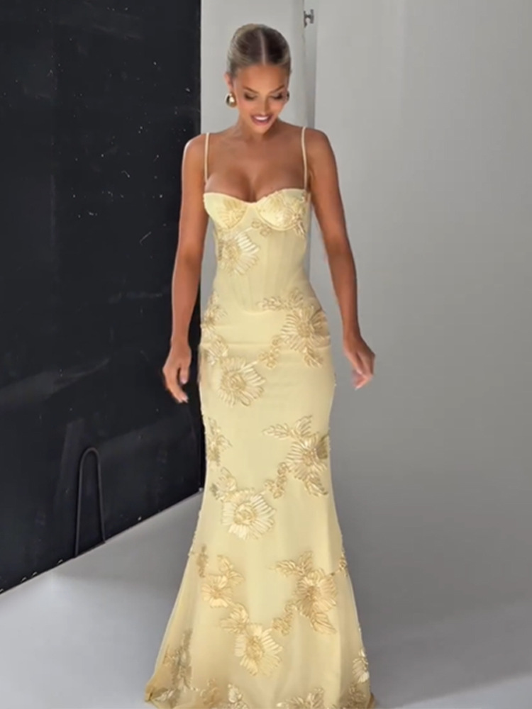 G94Strapless Tube Top Three-Dimensional Flower Embroidery Fishtail Dress Holiday Long Dress