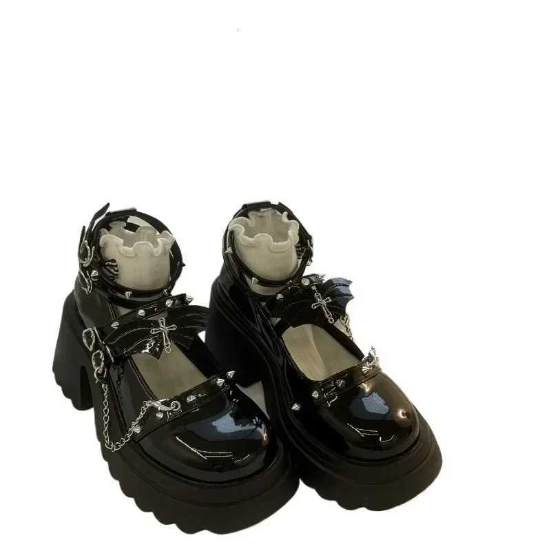 Mary Jane Shoes Female 2025 Fashion Buckle Strap Womens High Heels Fashion Chain Shoes Women Casual Round Toe Platform Heels W250910
