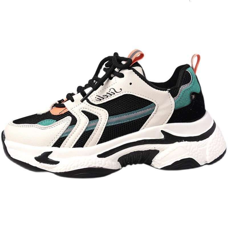 Super Popular Shoes Sneakers 2025 Spring New Campus Thick Sole Height Increasing Lightweight Ins Style for Women