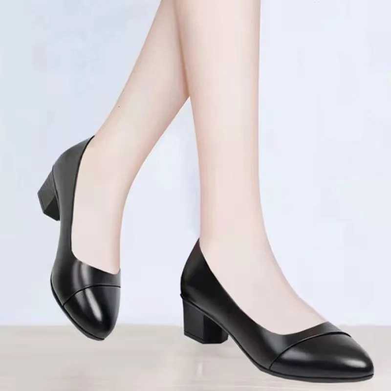 Fashion Womens High Heels Patent Leather Work Shoes Comfortable Women Heeled Shoes Pu Leather Loafers Square Heeled Talon Femme W250910