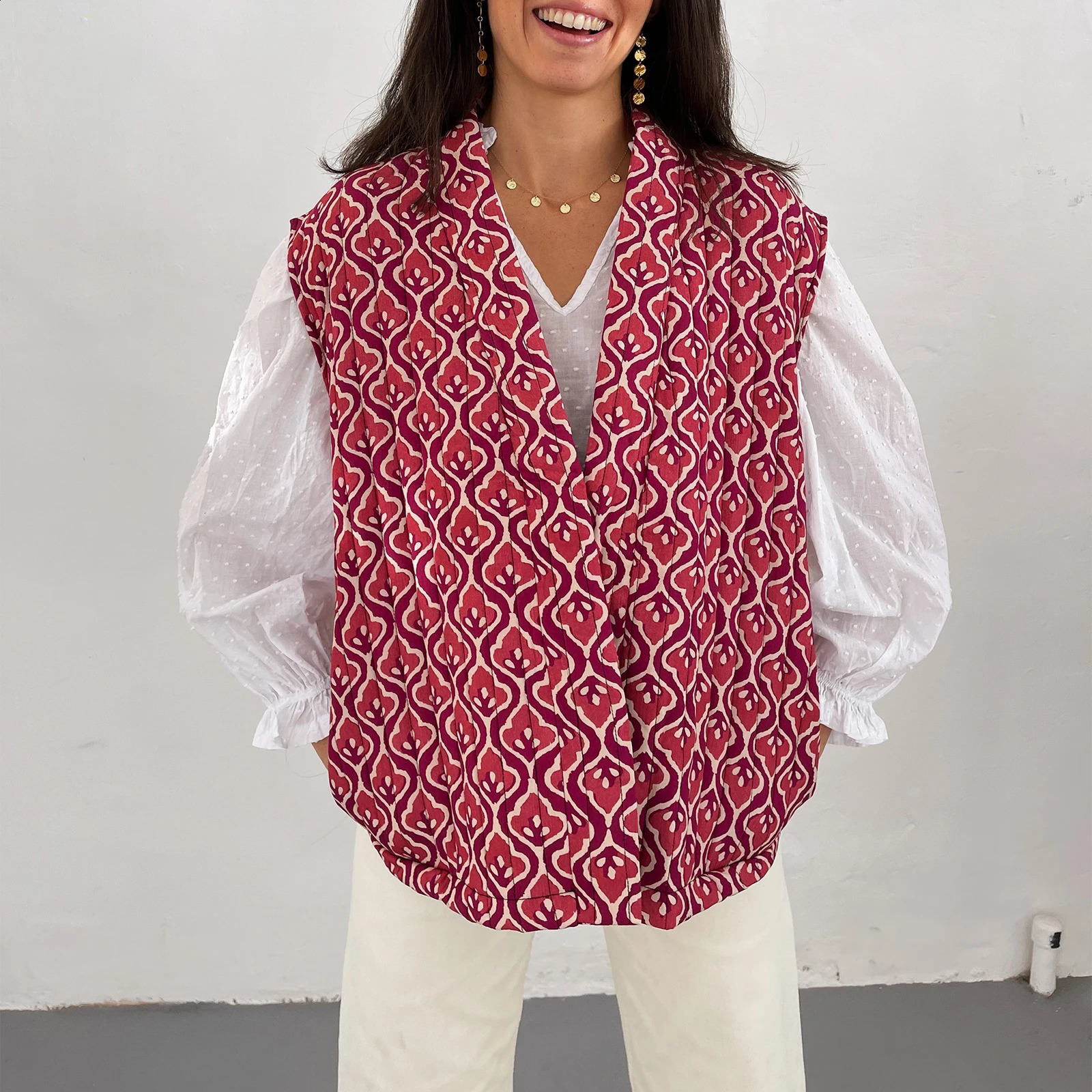 Gaono Womens Cropped Floral Quilted Puffer Vest Padded Sleeveless V Neck Open Front Ditsy Printed Lightweight Gilet Outwear 250823
