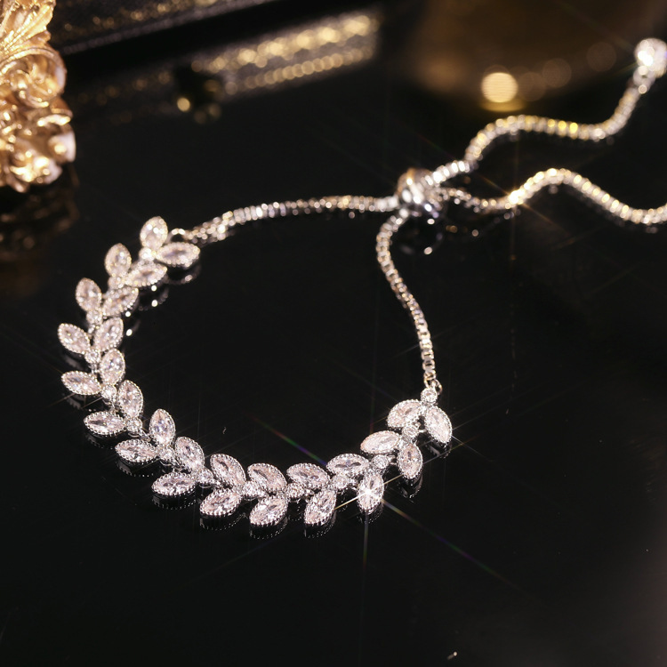 Fashionable Temperament Inlaid Zircon Leaf Ins Style Trendy Internet Celebrity Bracelet Versatile Personality Design Sense Jewelry - view 7