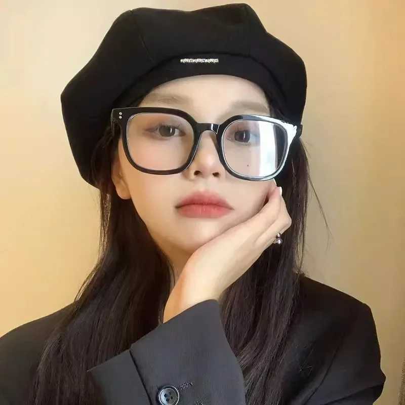 Korean ic Prium Feel Black Beret Spring Autumn Thin Solid Color INS Trendy Versati Painter Hat Simp s for Wen G250910