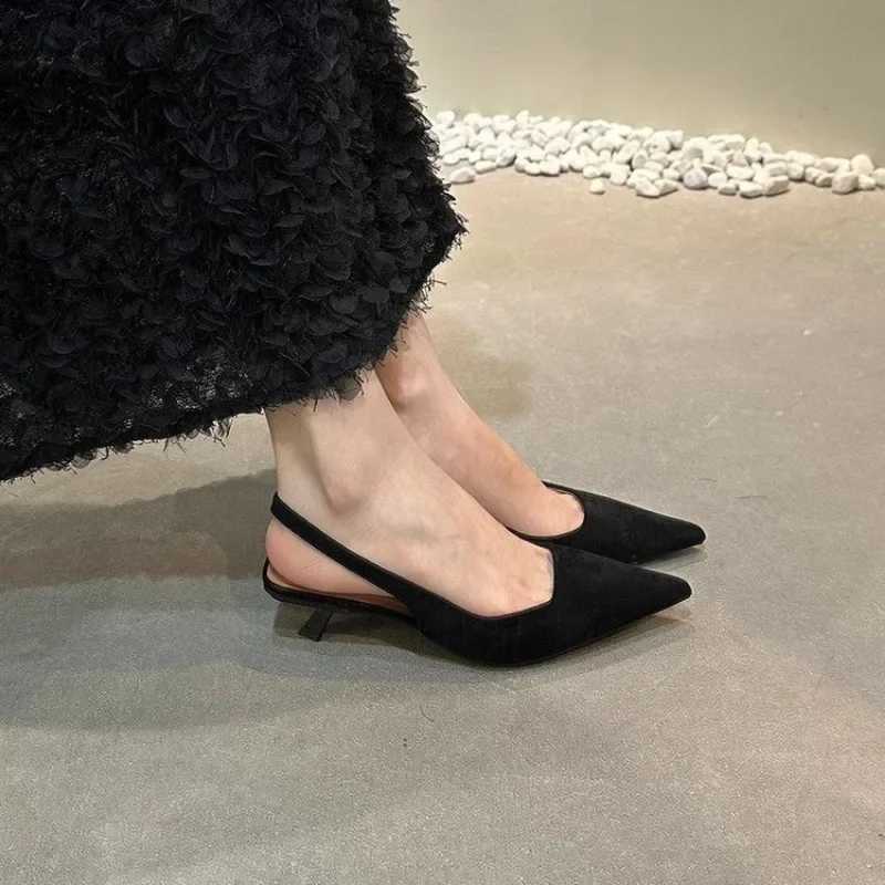 2025 Fashion Womens Shoes Laceup Cuff Womens High Heels Hot Sale Shallow Office and Career New Solid Toe Cap Sandals Zapatos W250910