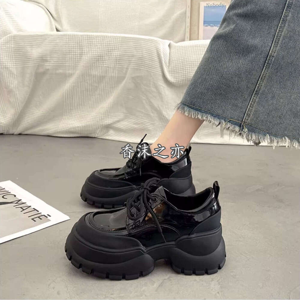 Black Chunky Heel Single 2025 Spring New Designer Shoe Thick Sole Casual Fashion Small Leather Shoes for Women