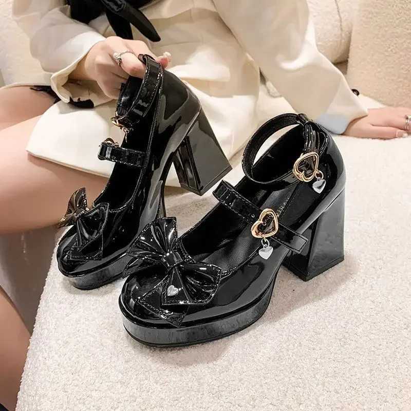 Punk Heart Buckle High Heels Pumps Women 2025 Spring Black Chunky Platform Lolita Shoes Woman Bowtie Thick Heel Gothic Shoes W250910
