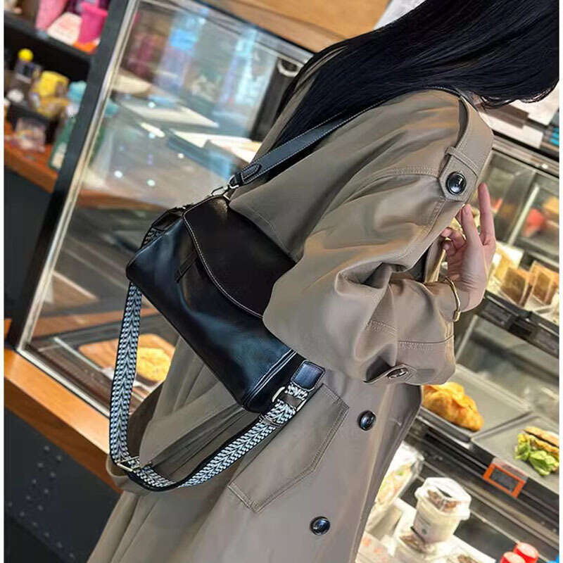 Women's Genuine Leather New Casual Underarm Cowhide Crossbody Versatile Shoulder Bag High-end Feel