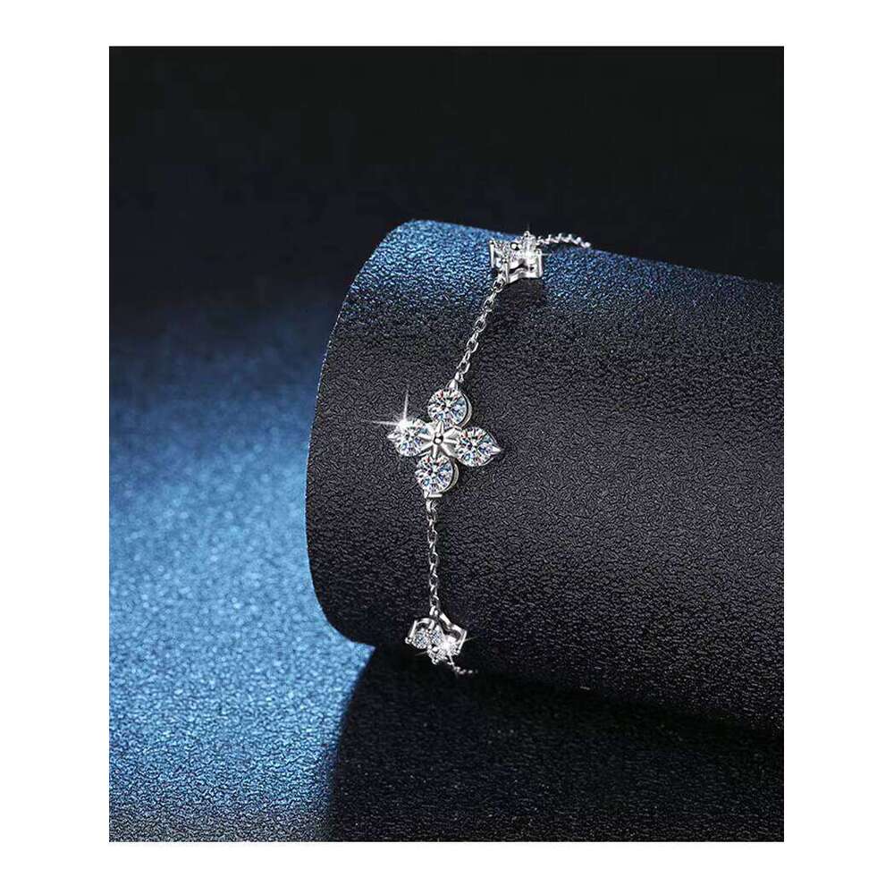 Fashion Fine Jewelry Lucky Four-Leaf Clover Dia Sterling Sier Moissanite Chain Bracelet