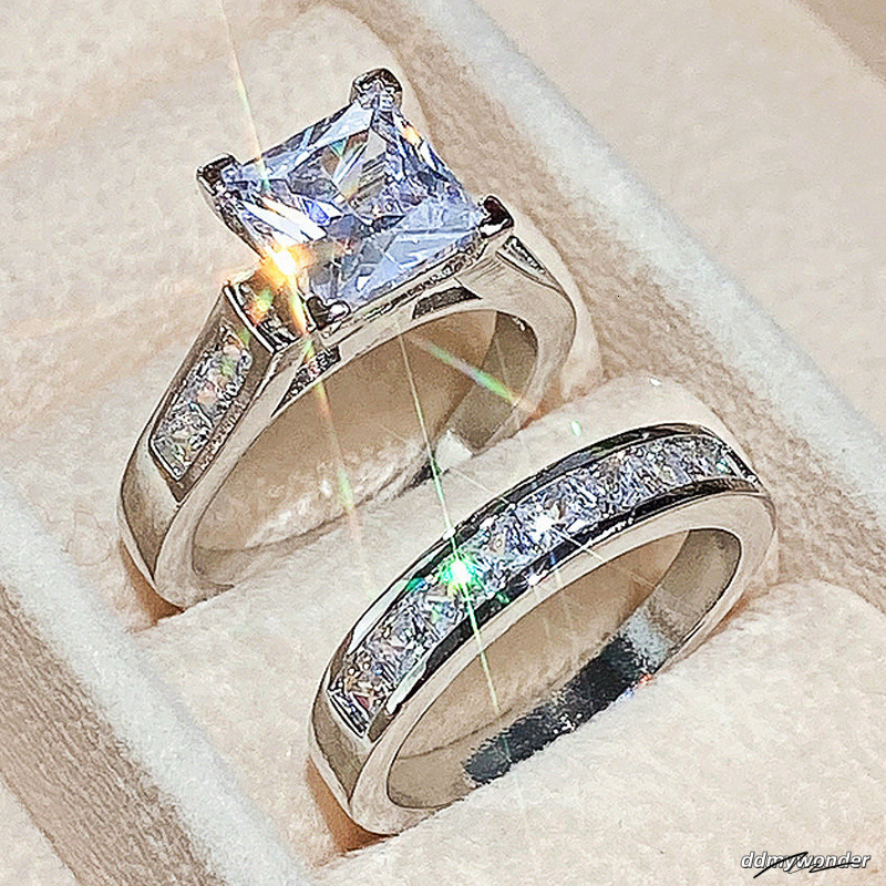 Handmade Sparkling Wedding Rings Jewelry Sterling Sier Princess Cut White Topaz CZ Dia Gemstones Party Eternity Women Bridal Ring Set Gift