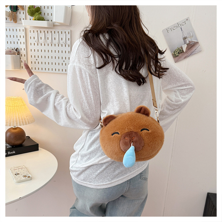 2025 Autumn New Cartoon Plush Bag with Japanese Versatile Style, Unique Design, Cute and Personalized Women's Shoulder Bag, Designer Bag