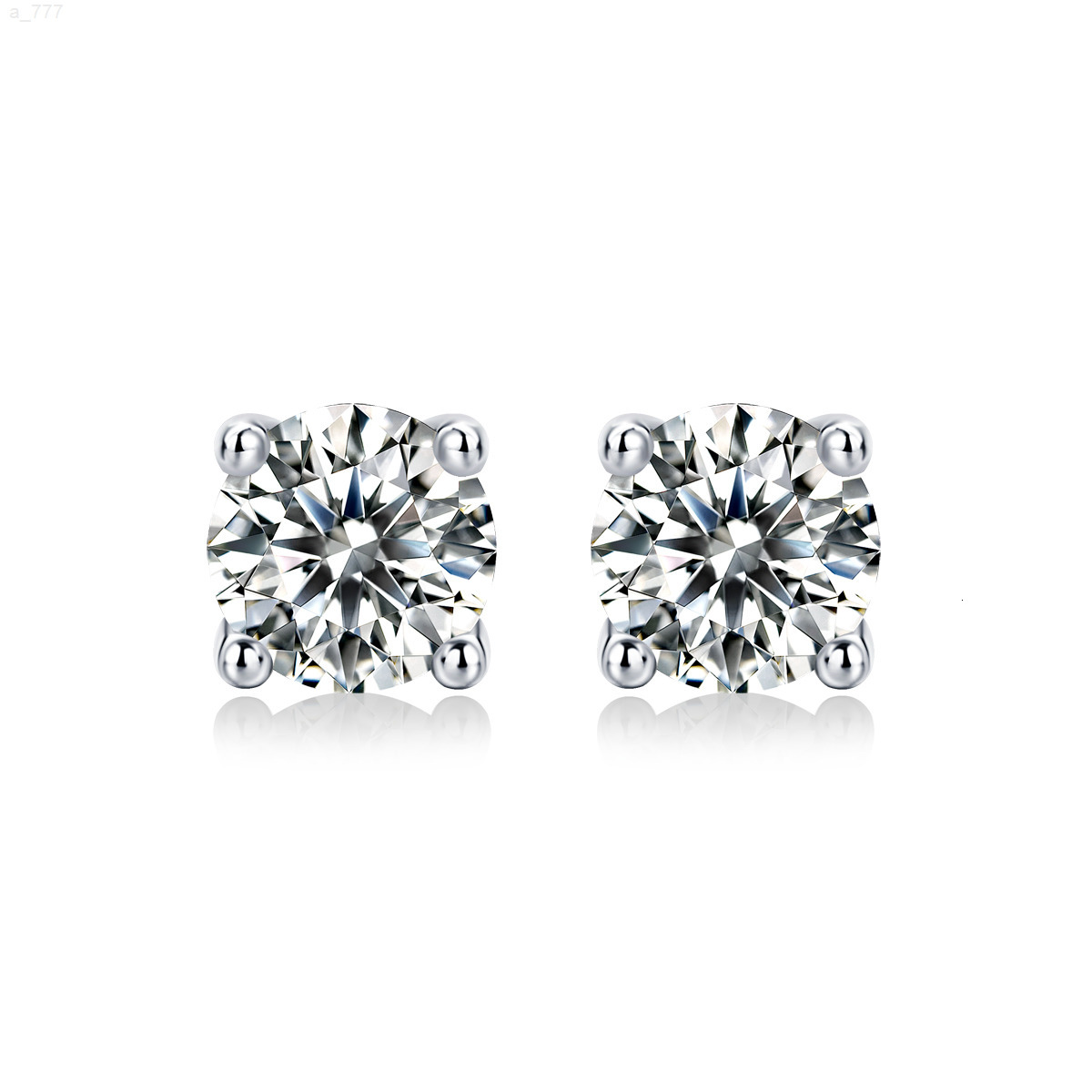 05 Carat round Moissanite Gemstone Earrings Simple Design 18K Gold Plated Fashion Jewelry with Luxury Touch