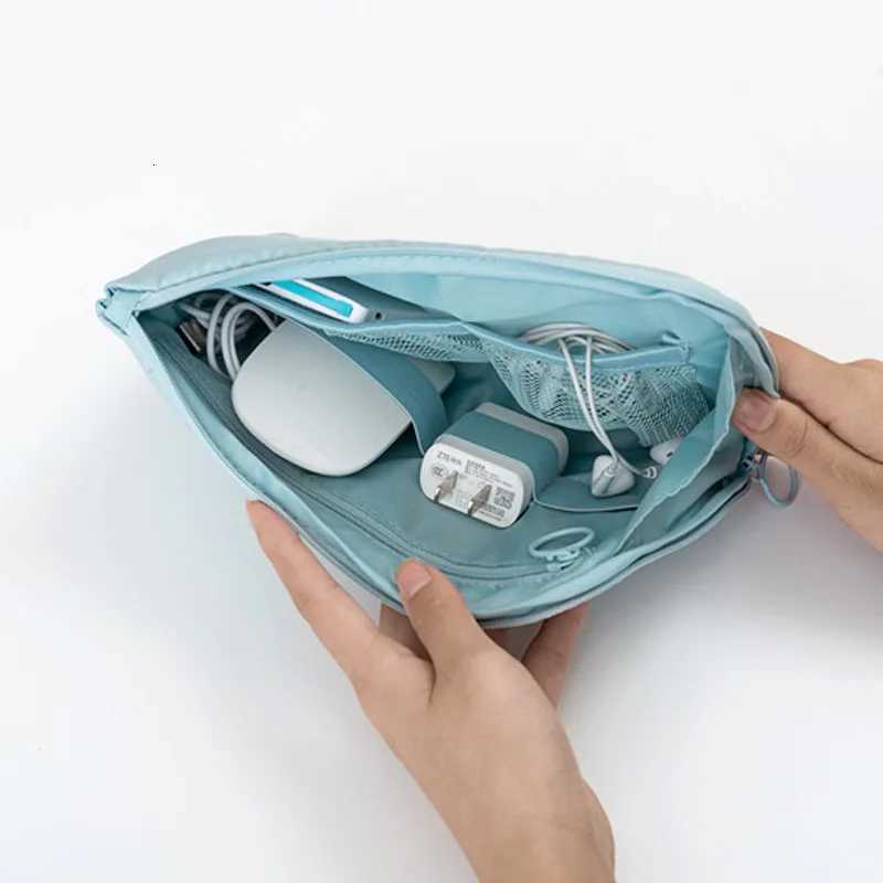 New Portable Kit Case Sponge Storage Bag Digital Gadget Devices USB Cable Earphone Pen Bag Travel Storage Bag for Digital DataXJ250910