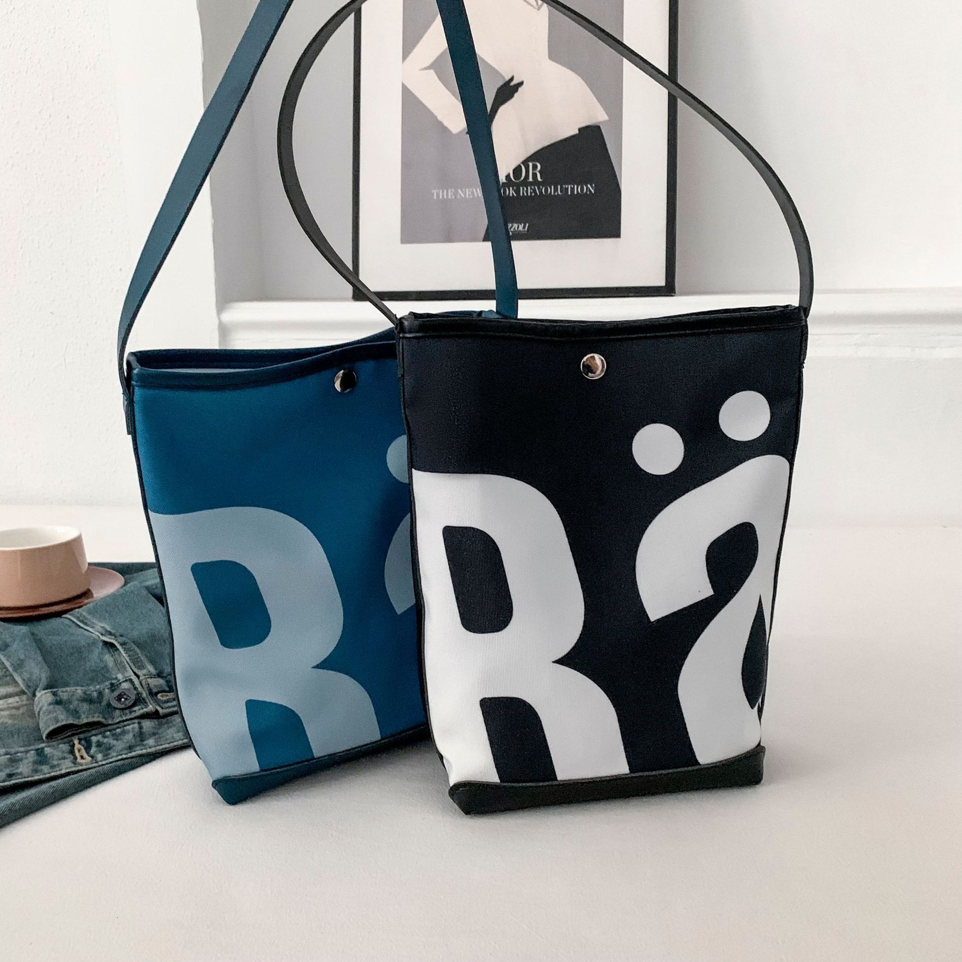 New Thai Niche Bucket Bag For Women Trendy Luxury Bag Designer Bag Large Capacity Letter Print Free Shipping Shoulder Bag Rally Underarm Bag