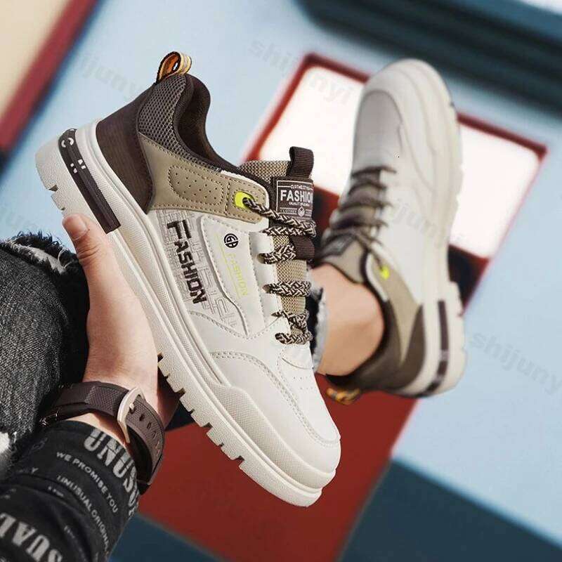 Men's Work Shoes 2025 New Autumn Waterproof Non Slip Height Increase Casual Shoes Comfortable Fashion Vintage Outdoor Sneakers