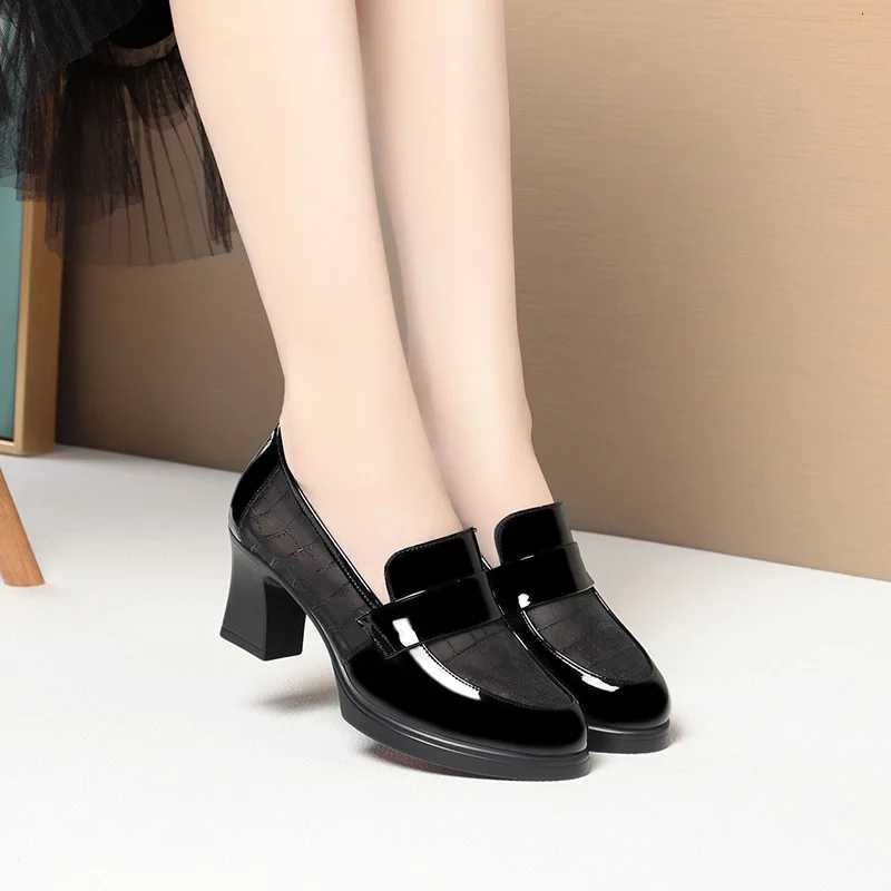 British Style Summer Single Shoes High Heels Waterproof Platform Thick Heel Loafers Mesh Breathable MiddleAged Leather Shoes W250910