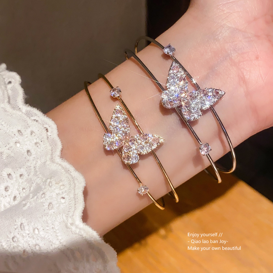 Gold-Tone Double-Layer Open Bangle With Crystal-Encrusted Butterfly Accent & Tiny Crystal Details, Sweet Sparkly Style, Ideal For Elevating Feminine D