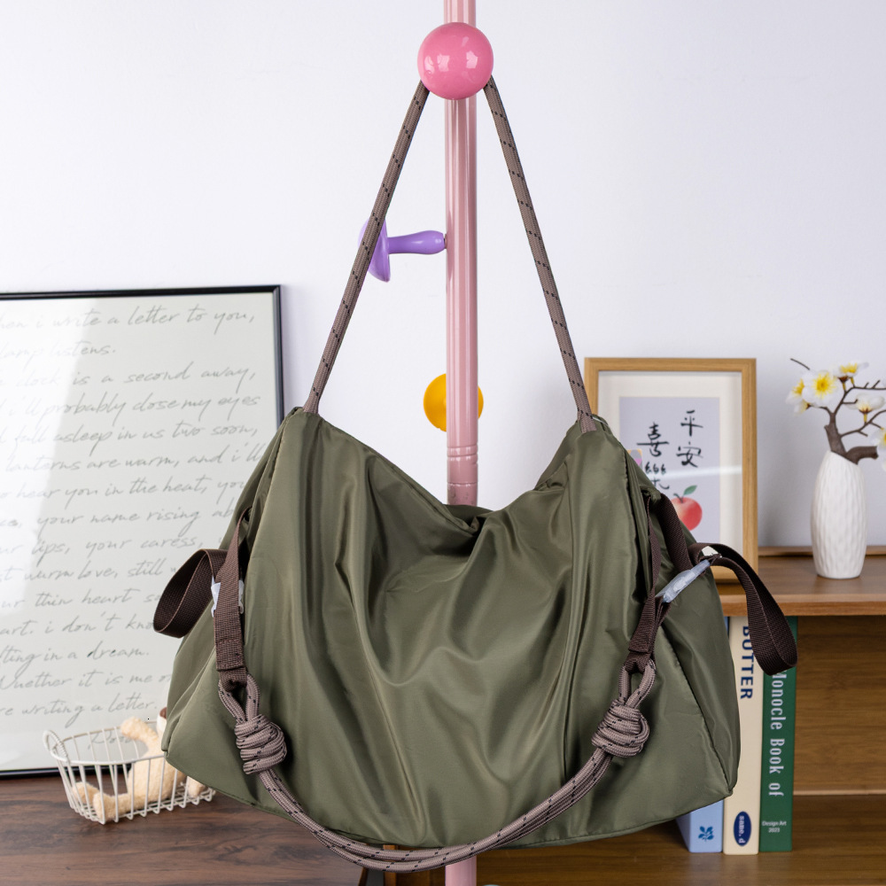 2025 Designer's New Fashionable Single Shoulder Crossbody Bag