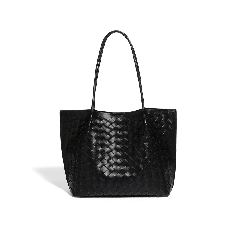 Handwoven Soft Leather Large Capacity Commuter High-end Sense Light Fashionable Stylish Tote Bag