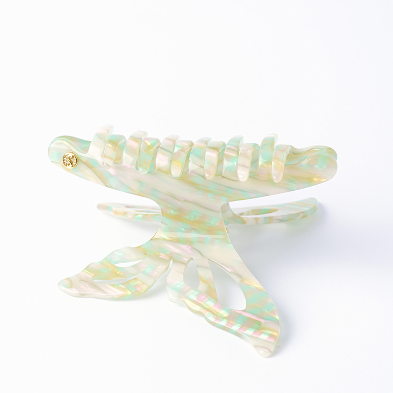 New large hair clip - Elegant and luxurious butterfly shaped hair clip with soft grip, suitable for women