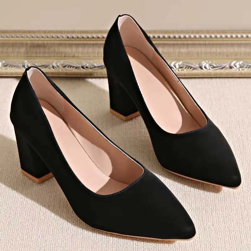 Quality Women Shoes Hot Sale Womens Pumps Fashion Pointed Shallow High Heel Pumps Trend Versatile Office Lady Shoes Size 3543 W250910