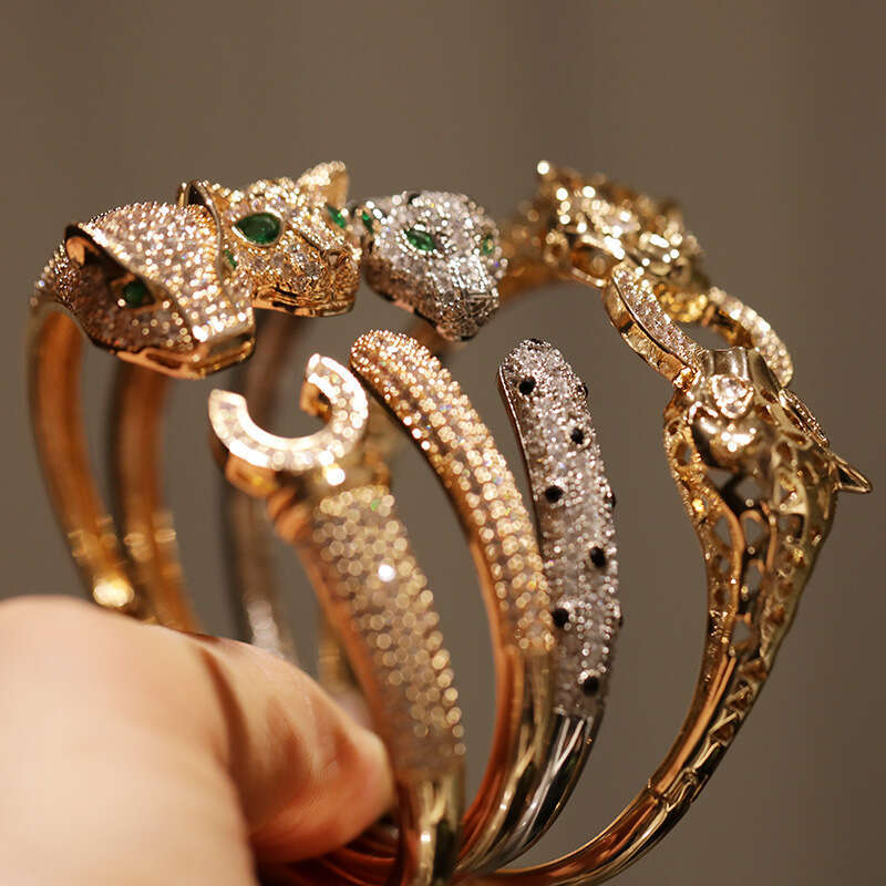 Gold tone designer bracelet for women luxury jewelry moissanite chain high-end open bracelet retro fashion versatile stainless steel diamond leopard b