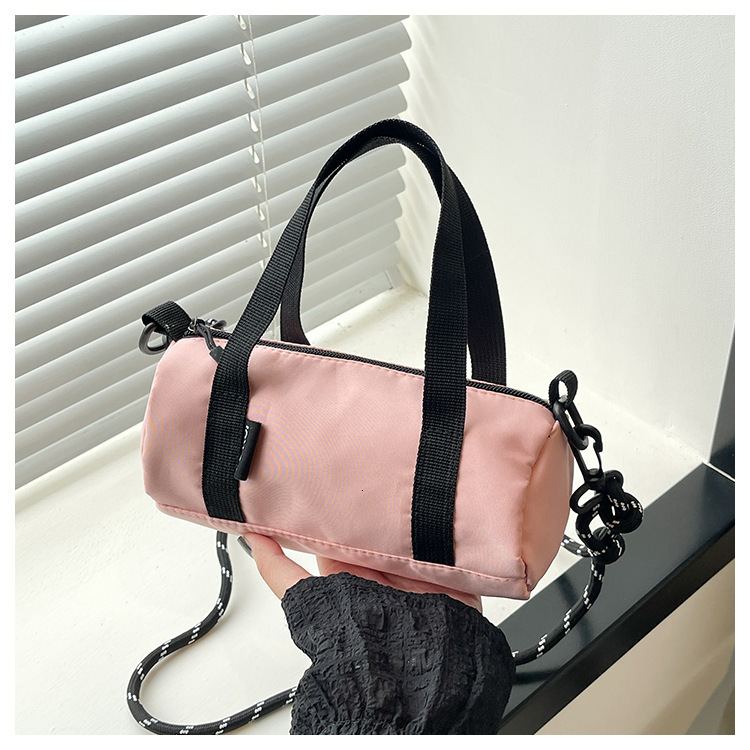 Luxury Free Shipping Bag Summer Mountain Style Mini Crossbody Bag Designer Bag Trendy Cool Decorative Pendant Earphone Mini Bag Oxford Cloth Original 