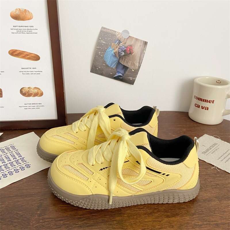 White Sneakers Women 2025 Spring and Autumn New Thick-Soled Casual Sports for Students Versatile Breathable Board Shoes