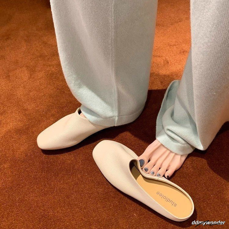 The 2025 New Style Of Cowhide Women's Closed Designer Beach Sandals Half For Outdoor Wear Fairy-Like Flat Slippers On Mules ddmywonder ddmywonder