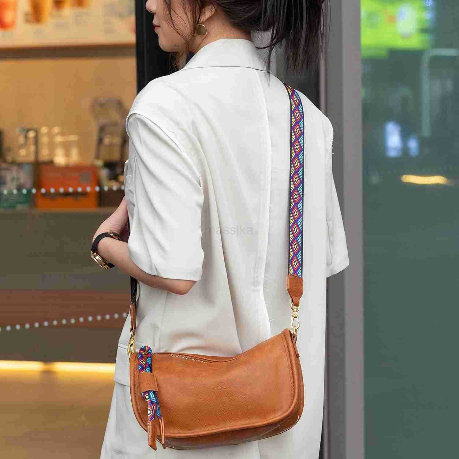 Crossbody Bag for Women Vegan Leather Wallet Purses Satchel Shoulder Bags Small Size Brown M250910