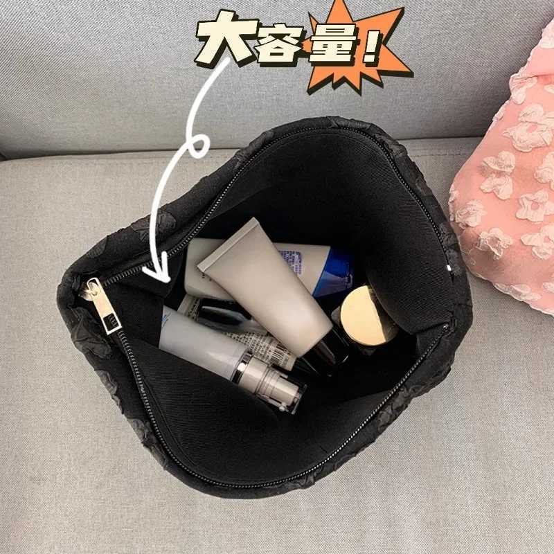 Pink Floral Small Fresh Travel Cosmetic Bag Female Clutch Wash Bags Fashion Women Make Up Storage Toiletry Bags NeceserXJ250910