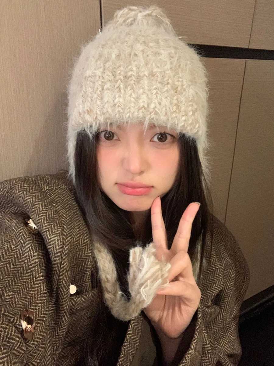 Winter Warm Earmuffs For Women New Knit C With A Tie Cute Woolen Hat To Make Your Face SmallXJ250910