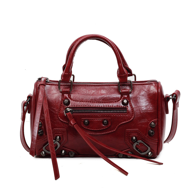 2025 Summer New Women's Handbag Luxury Bag Korean Edition High end Feeling Single shoulder Motorcycle Bag Fashion Simple Crossbody Bag