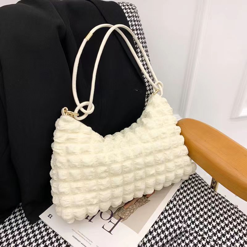 New Designer Bag Autumn Winter White Cream Single Shoulder Underarm Bag For Women Free Shipping Luxury Bag Niche Cloud Light Luxury Crossbody Bag Whol