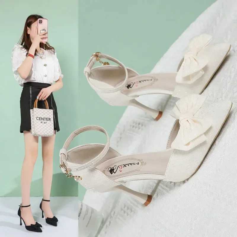2024 Summer New Slim Heel Shoes with One Line Buckle Hollow Pointed High Heels Fashion Bow Womens Shoes W250910