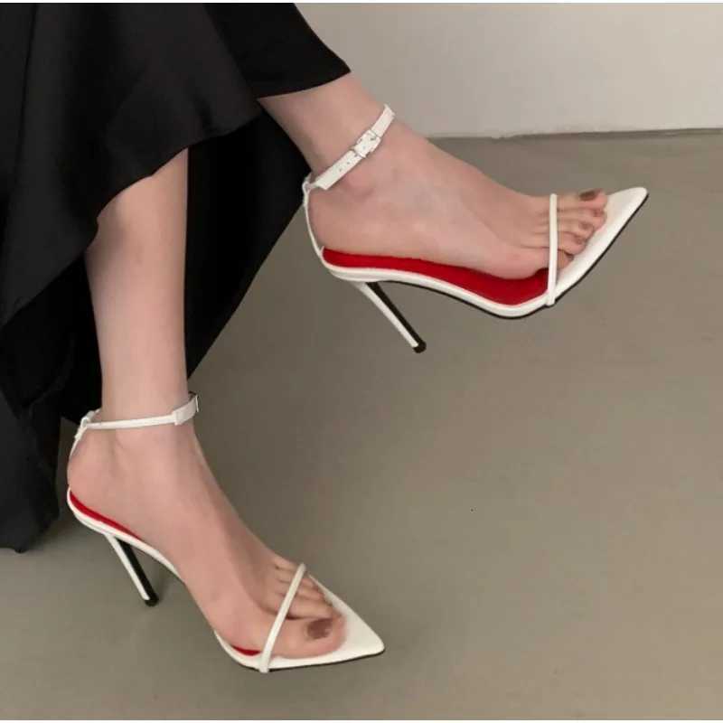 New Style Street Fashionable Buckle Strap Black Women Party Prom Shoes Sexy Fetish Stiletto Sandals Gladiator High Heels Sandals W250910