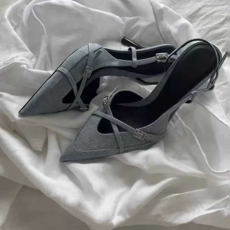 2024 Luxury Designer Summer Women Sandals Fashion Elegant Pointed Toe Singbacks Shoes Ladies Outdoor High Heel Sandalias W250910