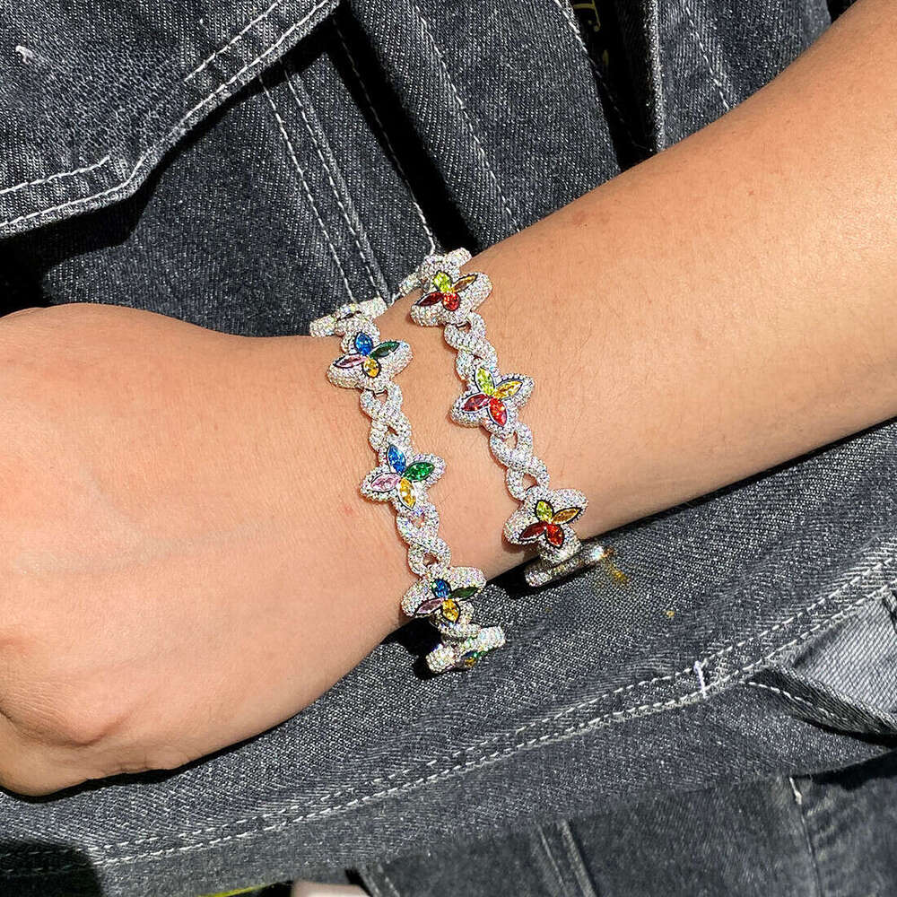 New Style Sier Four Leaf Clover Bangle Wholesale 5A Colored Marquise and D VVS Moissanite Charm Bracelet