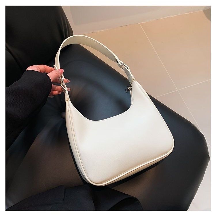 High End Retro Free Shipping Bag Niche Underarm New French Designer Bag Luxury Bag Handbag Versatile White Dumpling Shoulder Bag Manufacturer
