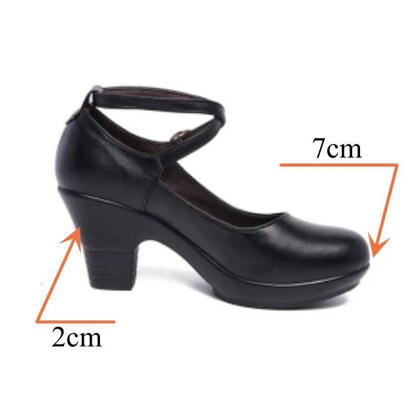 7cm Small Size 3243 Gladiator Pumps Women Genuine Leather Shoes 2024 Med Block Heels Platform Shoes for Office Model Dance Mom W250910