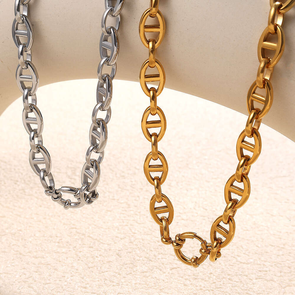 New Stainless Steel Japanese Style Pig Nose Buckle Bracelet Niche Design Sense Simple Personality Minimalist Necklace Jewelry