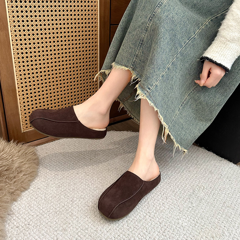 Free shipping Designer Slippers Thick soled autumn winter warm shoes with added fleece hairy slippers for women worn as outerwear