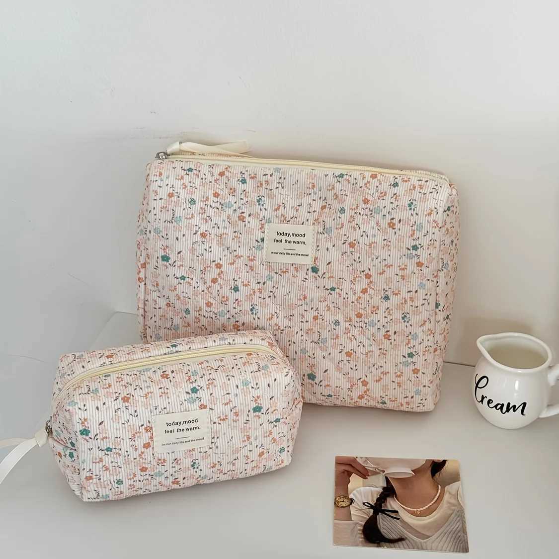 Wholesale Vintage Flower Women Cosmetic Bag Portable Zipper Makeup Travel Organizer Female Handbag Toiletry Quilting PouchXJ250910
