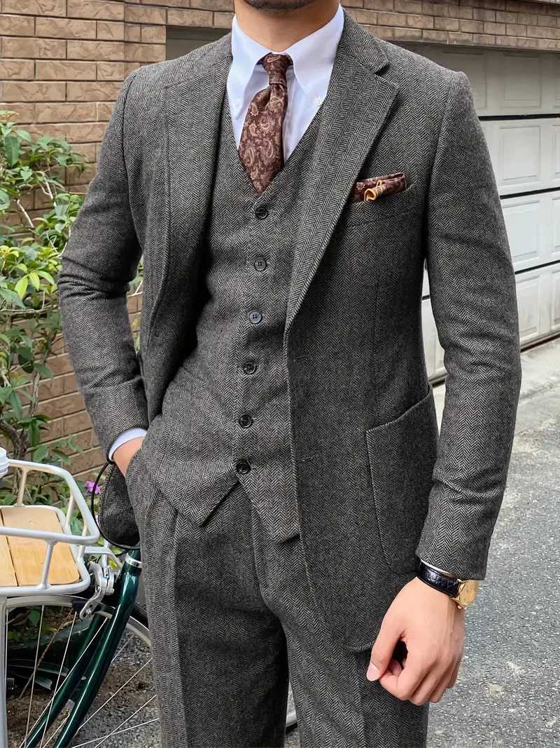 Elegant 3pcs Mens Tweed Suits Wool Blend Herringbone Western Vintage Wedding Formal Events JacketVestPants W250910