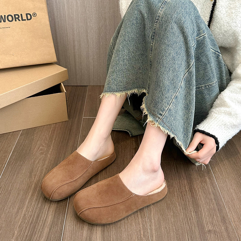 Free shipping Designer Slippers Thick soled autumn winter warm shoes with added fleece hairy slippers for women worn as outerwear
