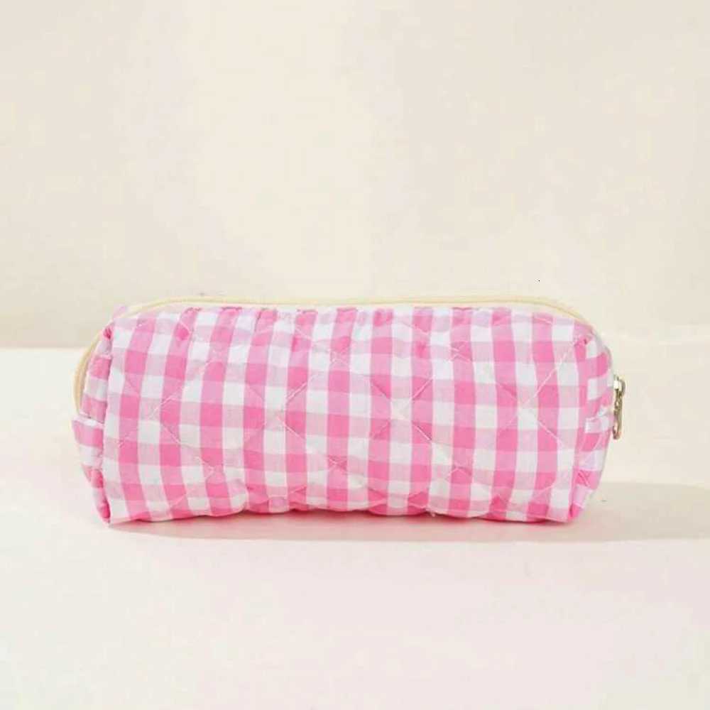 1pc Checkered Cosmetic Bag Large Travel Multicolored Plaid Makeup Storage Toiletry Bag Girls Cosmetic Bag Sanitary Cotton BagXJ250910